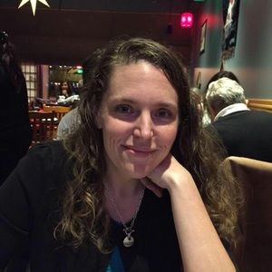 Meet your Posher, Christine